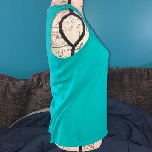 🎉4 for $20 Life is Good Women's Crusher Tank, Medium - Picture 3 of 6